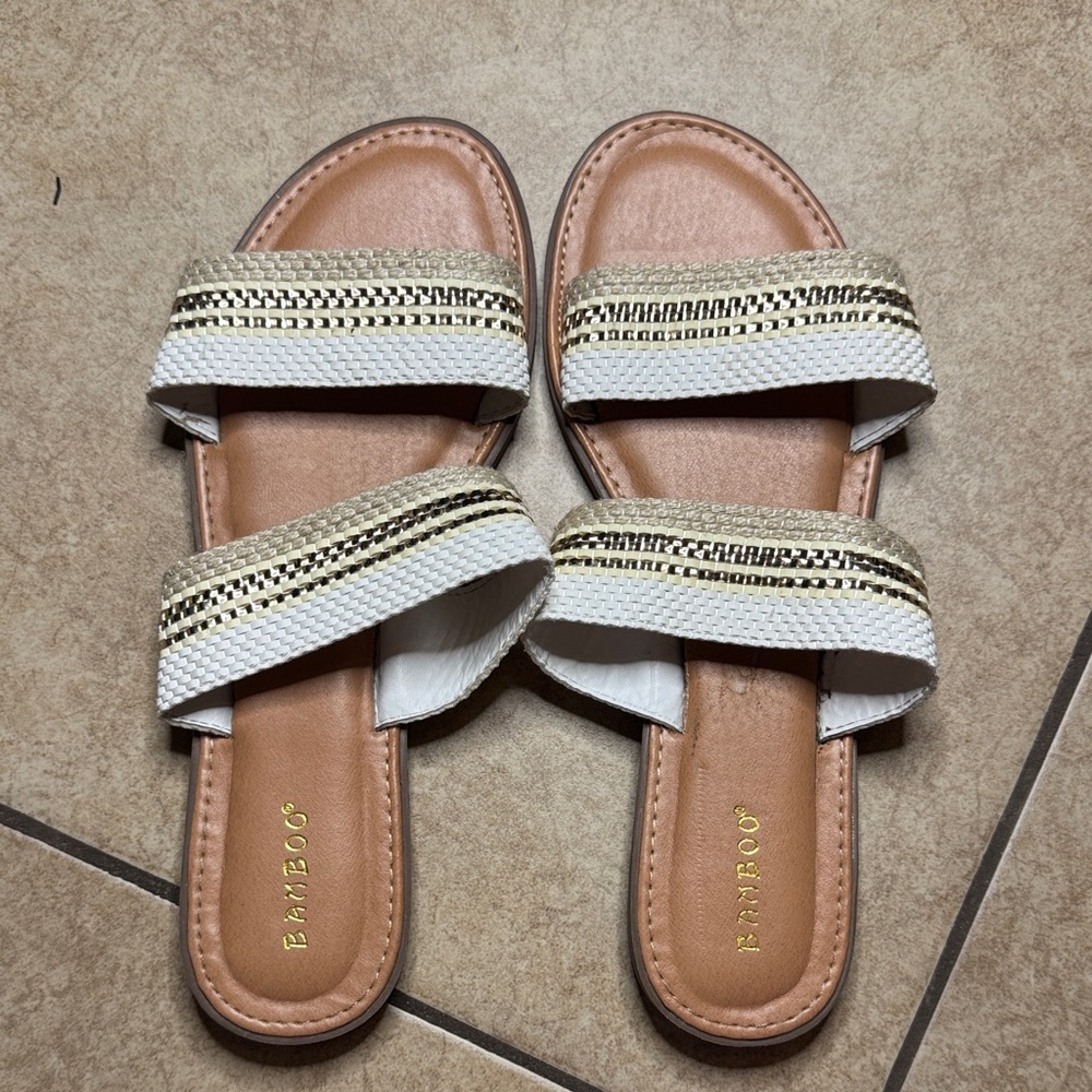 Bamboo Women's Sandals in White and Gold